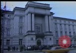 Standbild Erklärung des Kriegsrechts in Polen 1981 Polen, 1981, aus Sekunde 44 historischem Filmmaterial Videoclip 65675056617