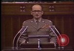 Standbild Erklärung des Kriegsrechts in Polen 1981 Polen, 1981, aus Sekunde 53 historischem Filmmaterial Videoclip 65675056617