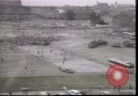 Standbild Wasserschläuche auf Demonstranten in Polen Krise verwendet Polen, 1981, aus Sekunde 28 historischem Filmmaterial Videoclip 65675056622