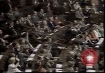 Standbild Wasserschläuche auf Demonstranten in Polen Krise verwendet Polen, 1981, aus Sekunde 57 historischem Filmmaterial Videoclip 65675056622