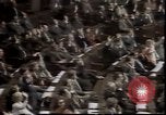Standbild Wasserschläuche auf Demonstranten in Polen Krise verwendet Polen, 1981, aus Sekunde 58 historischem Filmmaterial Videoclip 65675056622