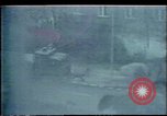 Standbild Wasserschläuche auf Demonstranten in Polen Krise verwendet Polen, 1981, aus Sekunde 61 historischem Filmmaterial Videoclip 65675056622