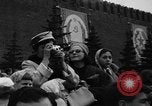 Standbild May Day Parade Moskau Russland Sowjetunion, 1958, aus Sekunde 40 historischem Filmmaterial Videoclip 65675056656