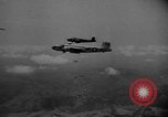 Immagine di Bombardieri americani bombardamento Indocina, 1945, secondo 6 filmato di repertorio 65675056675