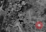 Immagine di Bombardieri americani bombardamento Indocina, 1945, secondo 16 filmato di repertorio 65675056675