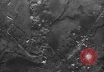 Immagine di Bombardieri americani bombardamento Indocina, 1945, secondo 59 filmato di repertorio 65675056675