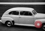 Immagine di Prima Ford modello anno 1946 vetture Detroit Michigan USA, 1945, secondo 10 filmato di repertorio 65675056677