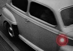 Immagine di Prima Ford modello anno 1946 vetture Detroit Michigan USA, 1945, secondo 41 filmato di repertorio 65675056677