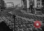 Immagine di Giorno di maggio celebrazioni Mosca Russia Unione Sovietica, 1945, secondo 53 filmato di repertorio 65675056678