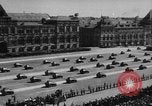 Immagine di Giorno di maggio celebrazioni Mosca Russia Unione Sovietica, 1945, secondo 59 filmato di repertorio 65675056678