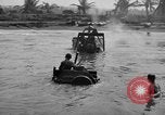 Immagine di Invasione delle Filippine Filippine, 1945, secondo 48 filmato di repertorio 65675056726
