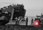 Standbild philippinischen Invasion Luzon Philippinen, 1945, aus Sekunde 24 historischem Filmmaterial Videoclip 65675056730