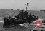 Standbild Peleliu Invasion Peleliu Palau Inseln, 1944, aus Sekunde 13 historischem Filmmaterial Videoclip 65675056741