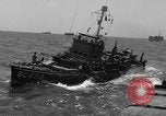 Standbild Peleliu Invasion Peleliu Palau Inseln, 1944, aus Sekunde 14 historischem Filmmaterial Videoclip 65675056741