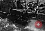 Standbild Peleliu Invasion Peleliu Palau Inseln, 1944, aus Sekunde 27 historischem Filmmaterial Videoclip 65675056741
