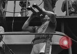 Standbild König Neptun Equator-Kreuzung Zeremonien Pazifik, 1944, aus Sekunde 15 historischem Filmmaterial Videoclip 65675056742