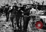 Standbild Wunden und medizinische Behandlung von US-Soldaten Pacific Theater, 1944, aus Sekunde 4 historischem Filmmaterial Videoclip 65675056748