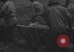 Standbild Wunden und medizinische Behandlung von US-Soldaten Pacific Theater, 1944, aus Sekunde 20 historischem Filmmaterial Videoclip 65675056748