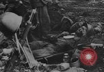 Standbild Wunden und medizinische Behandlung von US-Soldaten Pacific Theater, 1944, aus Sekunde 34 historischem Filmmaterial Videoclip 65675056748