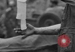 Standbild Wunden und medizinische Behandlung von US-Soldaten Pacific Theater, 1944, aus Sekunde 54 historischem Filmmaterial Videoclip 65675056748