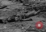 Standbild uns und feindliche Soldaten in Zweiten Weltkrieg Pacific Theater, 1944, aus Sekunde 5 historischem Filmmaterial Videoclip 65675056749