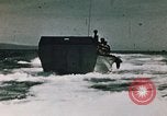 Standbild Invasion von Iwo Jima Iwo Jima, 1945, aus Sekunde 8 historischem Filmmaterial Videoclip 65675056755
