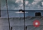 Standbild Invasion von Iwo Jima Iwo Jima, 1945, aus Sekunde 55 historischem Filmmaterial Videoclip 65675056756