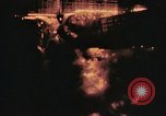 Immagine di Sbarco Nave cisterna ustioni di notte Hawaii USA, 1944, secondo 16 filmato di repertorio 65675056761
