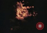 Immagine di Sbarco Nave cisterna ustioni di notte Hawaii USA, 1944, secondo 19 filmato di repertorio 65675056761