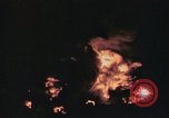 Immagine di Sbarco Nave cisterna ustioni di notte Hawaii USA, 1944, secondo 46 filmato di repertorio 65675056761