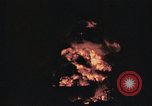 Immagine di Sbarco Nave cisterna ustioni di notte Hawaii USA, 1944, secondo 61 filmato di repertorio 65675056761