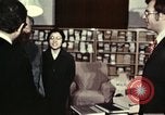 Standbild Henry Kissinger der Besuch Peking China, 1973, aus Sekunde 56 historischem Filmmaterial Videoclip 65675056778