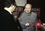Standbild Henry Kissinger der Besuch Peking China, 1973, aus Sekunde 59 historischem Filmmaterial Videoclip 65675056778