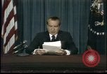 Standbild Präsident Richard Nixon tritt zurueck Washington DC USA, 1974, aus Sekunde 37 historischem Filmmaterial Videoclip 65675056785