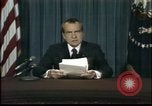 Standbild Präsident Richard Nixon tritt zurueck Washington DC USA, 1974, aus Sekunde 41 historischem Filmmaterial Videoclip 65675056785