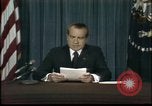 Standbild Präsident Richard Nixon tritt zurueck Washington DC USA, 1974, aus Sekunde 47 historischem Filmmaterial Videoclip 65675056785