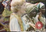 Standbild First Lady Patricia Nixon Afrika, 1972, aus Sekunde 49 historischem Filmmaterial Videoclip 65675056811