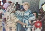 Standbild First Lady Patricia Nixon Afrika, 1972, aus Sekunde 58 historischem Filmmaterial Videoclip 65675056811