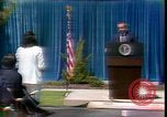 Standbild Präsident Richard Nixon San Clemente California USA, 1973, aus Sekunde 19 historischem Filmmaterial Videoclip 65675056919