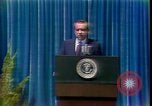 Standbild Präsident Richard Nixon San Clemente California USA, 1973, aus Sekunde 27 historischem Filmmaterial Videoclip 65675056919