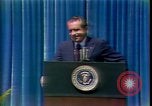 Standbild Präsident Richard Nixon San Clemente California USA, 1973, aus Sekunde 29 historischem Filmmaterial Videoclip 65675056919