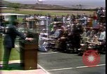 Standbild Präsident Richard Nixon Adressen Vertraulichkeit San Clemente California USA, 1973, aus Sekunde 4 historischem Filmmaterial Videoclip 65675056920