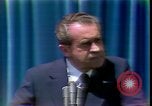 Standbild Präsident Richard Nixon Adressen Vertraulichkeit San Clemente California USA, 1973, aus Sekunde 18 historischem Filmmaterial Videoclip 65675056920