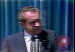 Standbild Präsident Richard Nixon Adressen Vertraulichkeit San Clemente California USA, 1973, aus Sekunde 21 historischem Filmmaterial Videoclip 65675056920