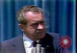 Standbild Präsident Richard Nixon Adressen Vertraulichkeit San Clemente California USA, 1973, aus Sekunde 44 historischem Filmmaterial Videoclip 65675056920
