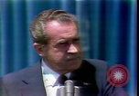 Standbild Präsident Richard Nixon Adressen Vertraulichkeit San Clemente California USA, 1973, aus Sekunde 46 historischem Filmmaterial Videoclip 65675056920