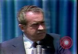 Standbild Präsident Richard Nixon Adressen Vertraulichkeit San Clemente California USA, 1973, aus Sekunde 47 historischem Filmmaterial Videoclip 65675056920