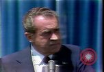 Standbild Präsident Richard Nixon Adressen Vertraulichkeit San Clemente California USA, 1973, aus Sekunde 48 historischem Filmmaterial Videoclip 65675056920