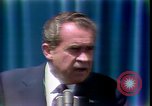 Standbild Präsident Richard Nixon Adressen Vertraulichkeit San Clemente California USA, 1973, aus Sekunde 60 historischem Filmmaterial Videoclip 65675056920