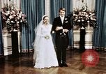 Immagine di Tricia il party di nozze Washington DC USA, 1971, secondo 4 filmato di repertorio 65675056990